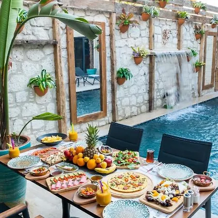 Ariel Hotel